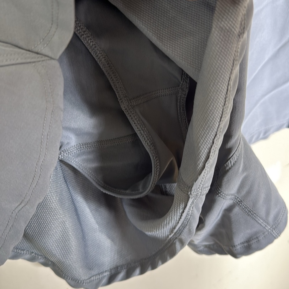 Yogalicious Gray Lined Athletic Running Citylite Everyday Zip Short Size XL - Picture 2 of 5